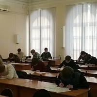 240 школьников Томска и Томской области приняли участие в олимпиадах по истории и физике, состоявшихся в ТГУ.